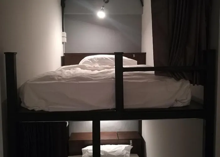 Hostal Backpack Station *