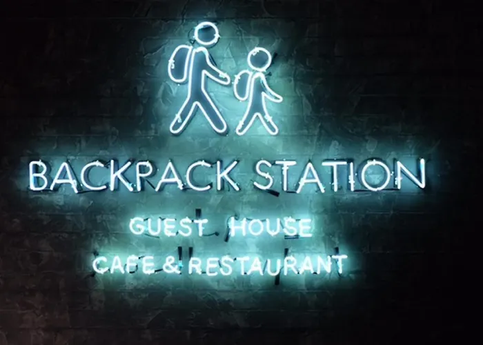 Hostal Backpack Station *